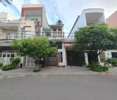 story house for sale along the han river - central location in hai chau district