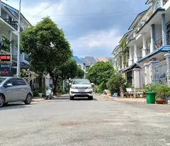 street house for sale 90m², 4 floors, 4 bedrooms, 5 bathrooms, thu duc - 8.9 billion