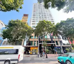 super products for sale international plaza building pham ngo lao street, district 1- area 822m2 horizontal 29m*30m- line