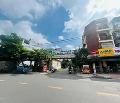 super scarce house for sale with 2 frontages on nguyen trai - area: 5.2 x 22m - construction: basement + 7 floors - selling price: 60 billion