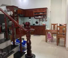 synchronizing distributed house for sale - car alley - few steps to nguyen duy trinh
