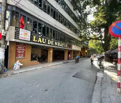 tay son townhouse for sale, dong da 50m, 6 floors, square meter 4.5m. price: 15.5 billion. contact: 0937158386