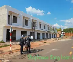 teacher, stable income, investment profit up to 20% per year, with only 400 million, own a plot of land in the administrative center