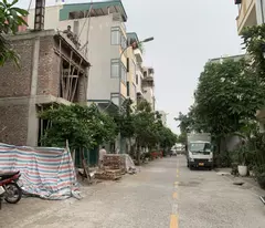 thach ban house for sale worth 16 billion 60m 2-sided sidewalk sublocation area, long bien