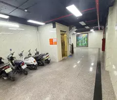 thai thinh building, dong da for sale - 93m² x 9t elevator - mt 5.5m - sidewalk for cars - business -