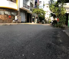 thanh thai house for sale, district 10, 7m truck alley, right at the 4th intersection, huge alley number 3, business area, only 13.9 billion