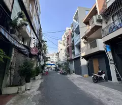 thanh thai social house for sale, district 10, 10m away, 5 new floors, 50m frontage, price slightly 3 billion