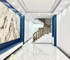 thanh xuan house for sale 7.96 billion, 40m2, new house, live right away, 20m to avoid car
