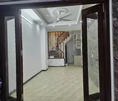 the house is affordable - 20m from the street, you can move in immediately, the book is ready, no planning worries.