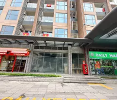 the owner ly needs to rent out the shop right up to the lobby of building h3 - masteise waterfront - vinhomes ocean