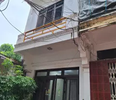 the owner needs to rent a 4-storey house at 233a nguyen van cu, bo de ward, long bien district, hanoi.