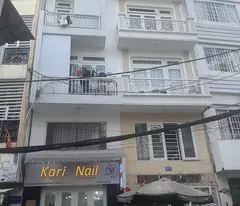 the owner needs to sell a very nice house at 491/1b le van sy, ward 12, district 3, hcm