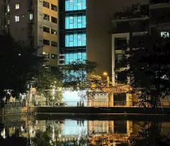 the owner needs to sell bui quoc khai house 130m2, 6m area, car parking, business, lake view. contact 0977435869.