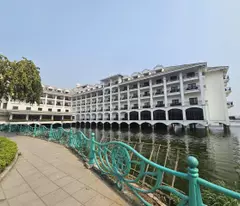 townhouse for sale from hoa - 220m² - stable revenue 250 million/month - mt quyen luc