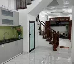 townhouse for sale in de la thanh, dong da, near the street, right on 5 floors, 47m2, price 5.85 billion