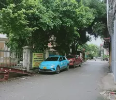 townhouse for sale in do nha, nam tu liem, area 30m x 5 floors, car parking near the house.