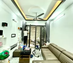townhouse for sale in hoang mai, hoang van thu, 30m, 5 floors. price: 5.7 billion