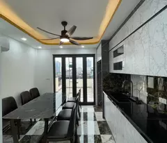 townhouse for sale in huynh thuc khang, dong da, 36m, 7 floors. price: 16.5 billion