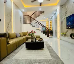 townhouse for sale in kim nguu, hai ba trung, 48m, 5 floors. price: 9.7 billion. contact: 0937158386