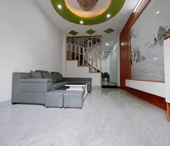 townhouse for sale in mai dong, hoang mai, 43m, 4 floors. price: 8.5 billion. contact: 0937158386