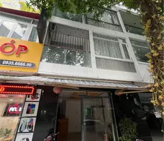 townhouse for sale in ngo gia tu nha trang - 4 floors, busy location, 3 minutes from the beach, price only 6 billion