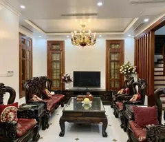 townhouse for sale in thai ha, dong da, 63m2, 4 floors, square meter 4.3m. price: 17.2 billion