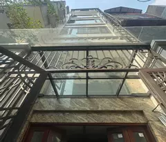 townhouse for sale in truong dinh, hai ba trung, 56m, 7 floors, price: 13.5 billion. contact: 0937158386