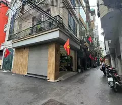 townhouse for sale in vuong thua vu, thanh xuan, 35m, 5 floors, square meter 4.8m. price: 12.5 billion