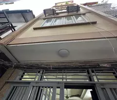 truong dinh house for sale, 30m, 6 floors, built by people, wide, straight alley, 6.75 billion