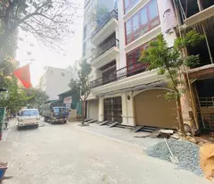 uncle nam offers for sale a 36m large house - self-builded corner lot - top business - 7 elevator floors - sidewalk distribution
