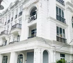 uncle nam offers for sale corner lot shophouse adjacent to louis city 3 dai mo, 240m, 5 floors, 2 front and rear open spaces,