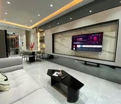 van phuc house for sale, full of beautiful, sparkling furniture, car parked at the door, slightly 9 billion