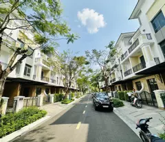 verosa phu huu villa, area 104m, 3 floors, vip area, good price
