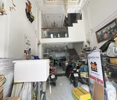 very nice villa for sale, phan xich long, ward 7, pn. 120m2 (6x20m), full high-class furniture. only 15.5 billion