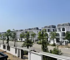villa 250m2 built 3 floors 1 tum price 9ty7, bank disbursement 70%