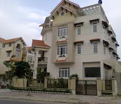 villa 7.5x20m with elevator has a rental contract at himlam kenh te residential area, district 7, priced at 35 billion