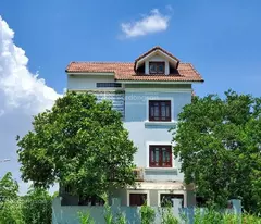 villa for sale in viet kieu village in district 8 - 4 floors, 200m2, 10m wide - vnd - approximately 12 billion. contact: 0909797545