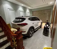 🍭🍭🍭🍭🍭villa in the middle of hanoi 48 m - 4t - about 12t - car access to the house - pine lane - square windows.
