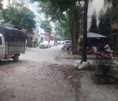 vip plot for sale in nghia do - lane bigger than street - avoid cars - peak office business- 23.5ti-