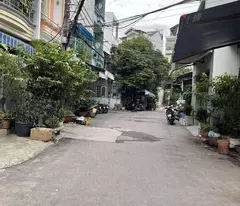 warehouse for sale in tan phu district, trinh dinh trong street, phu trung ward, automobile alley, 7mx22m, only 8 billion