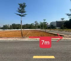 xuan phuong house for sale, near fpt school; dong a, international college; 30m from the 6-lane road