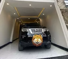 vinhome neighbors' house for sale - cash flow 200 million car garage - wide frontage - a little more than 9 billion